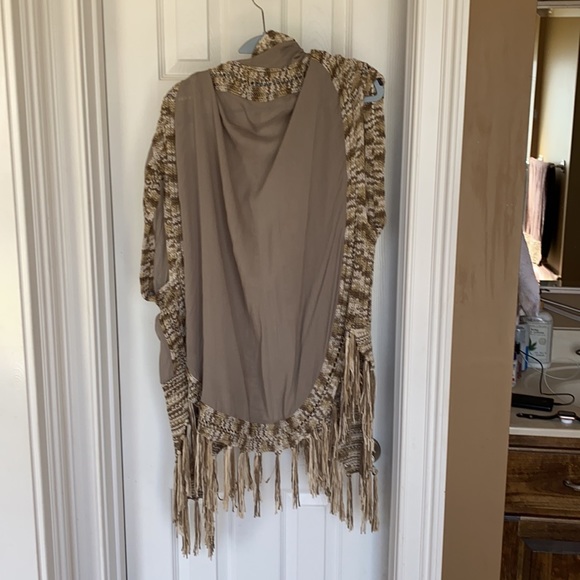 Ladies Boutique Vest Cardigan Easel brand Size Large NWOT - Picture 2 of 2